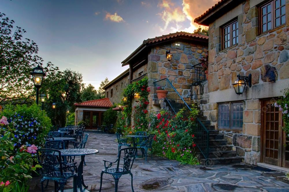 Hotel Quinta Das Escomoeiras Celorico De Basto Exterior foto